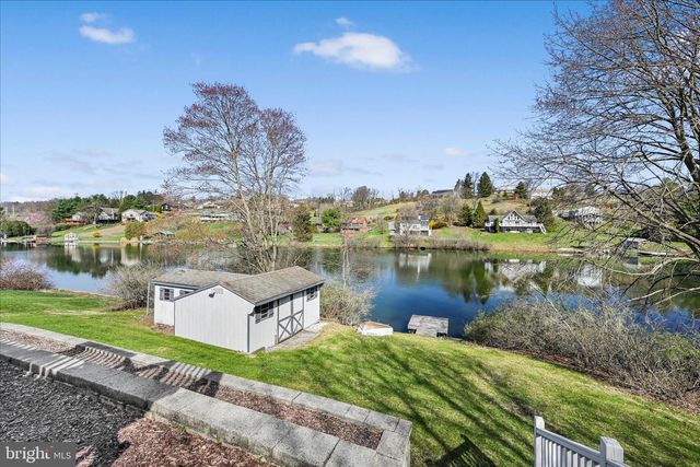 457 WYNONAH DR, Auburn, PA 17922