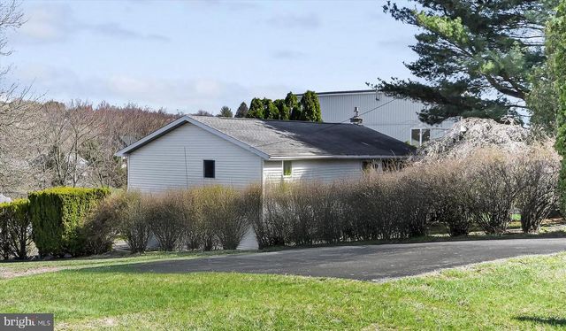 457 WYNONAH DR, Auburn, PA 17922