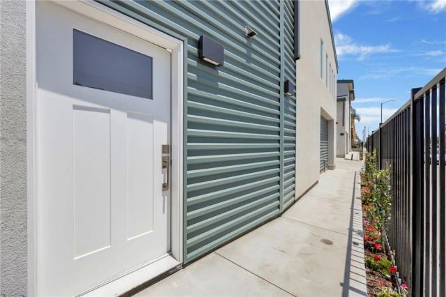 12525 W Andre Lane, Sun Valley, CA 91352