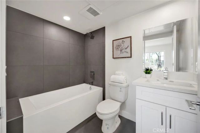 12525 W Andre Lane, Sun Valley, CA 91352