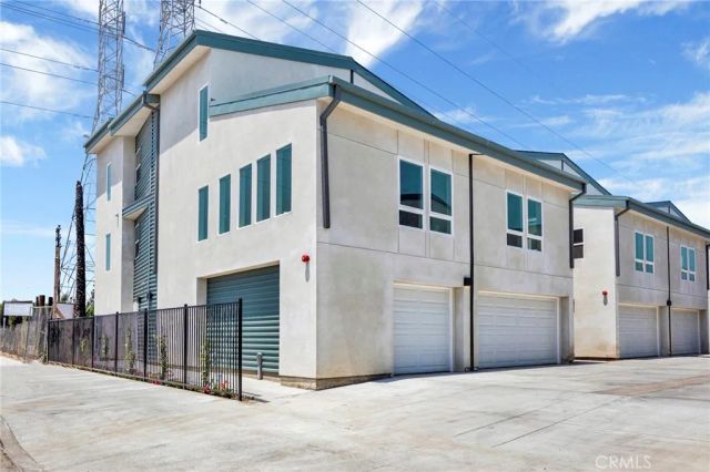 12525 W Andre Lane, Sun Valley, CA 91352