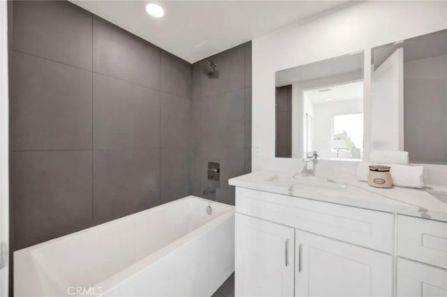 12525 W Andre Lane, Sun Valley, CA 91352