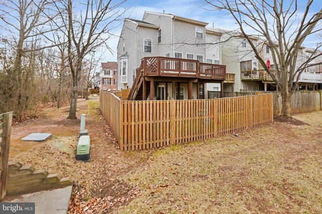 20381 FARMGATE TER, Ashburn, VA 20147