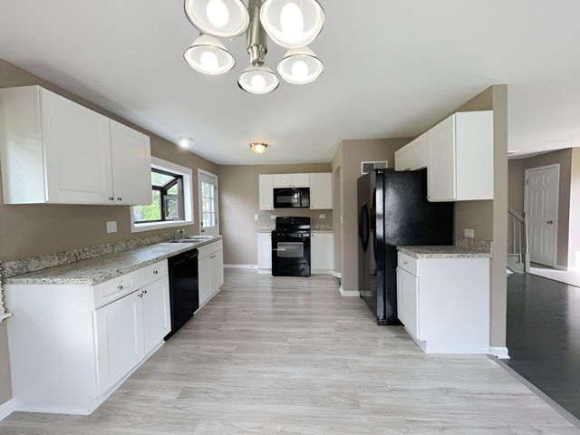 134 Hickory Road, Lake In The Hills, IL 60156