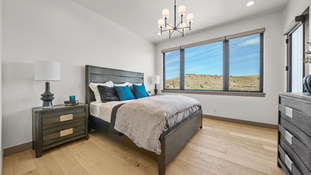 2316 LONETREE, Grand Junction, CO 81507