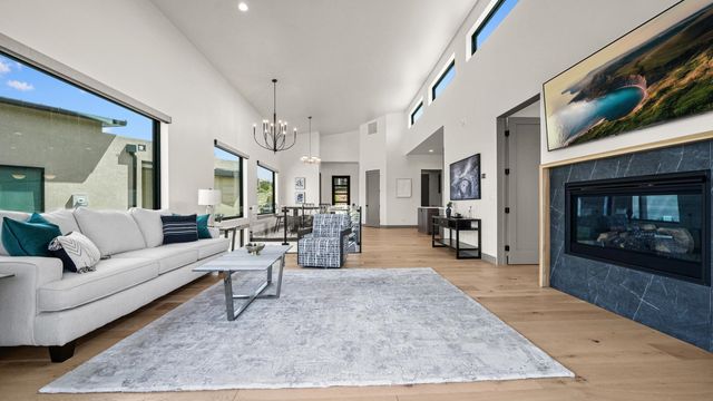 2316 LONETREE, Grand Junction, CO 81507