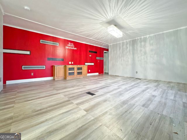 260 Blanchard Avenue, Pine Mountain, GA 31822