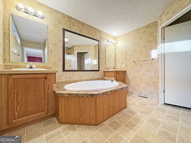 260 Blanchard Avenue, Pine Mountain, GA 31822