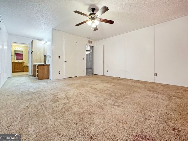 260 Blanchard Avenue, Pine Mountain, GA 31822