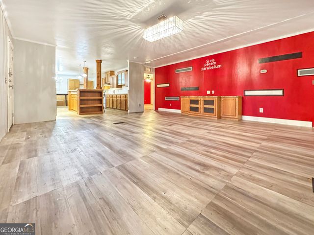 260 Blanchard Avenue, Pine Mountain, GA 31822