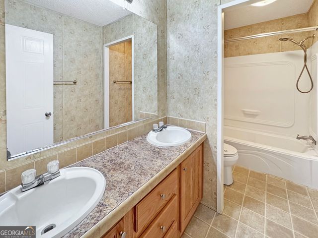 260 Blanchard Avenue, Pine Mountain, GA 31822