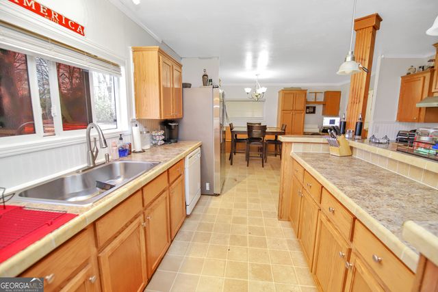 260 Blanchard Avenue, Pine Mountain, GA 31822