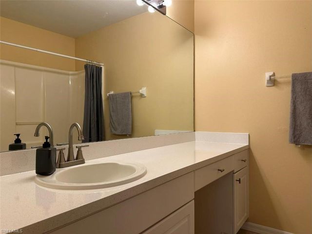 2718 NW 5th ST, Cape Coral, FL 33993