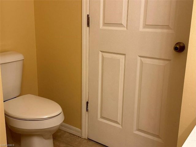 2718 NW 5th ST, Cape Coral, FL 33993