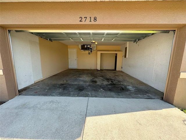 2718 NW 5th ST, Cape Coral, FL 33993
