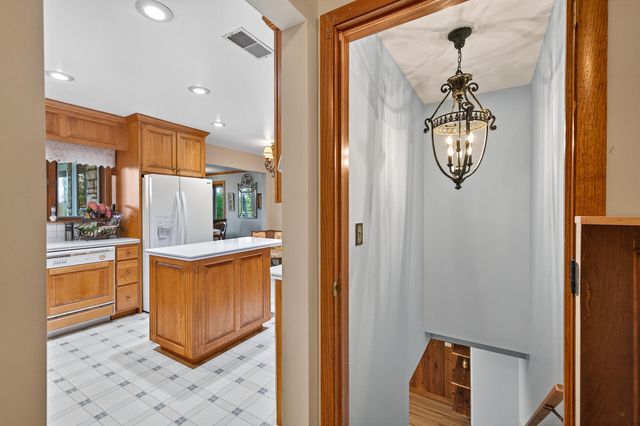 7610 Alden Way NE, Fridley, MN 55432