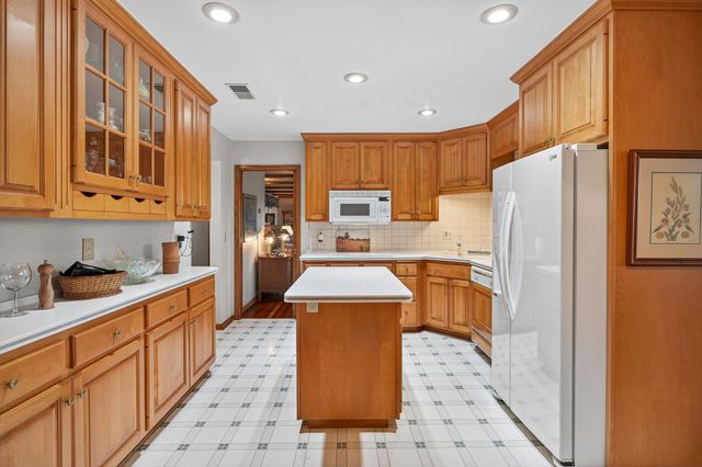 7610 Alden Way NE, Fridley, MN 55432