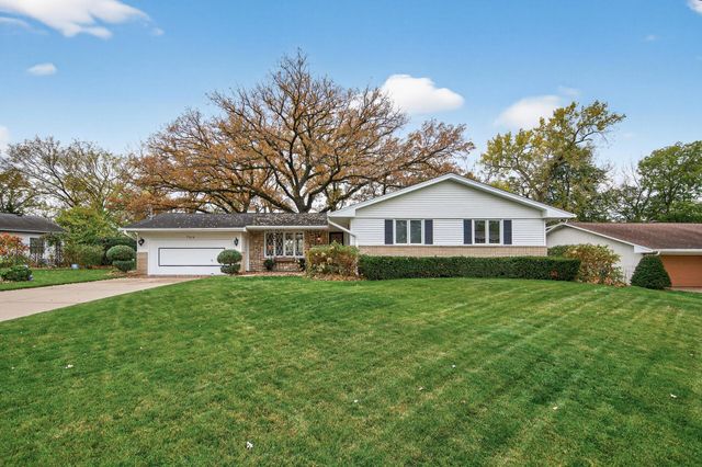 7610 Alden Way NE, Fridley, MN 55432