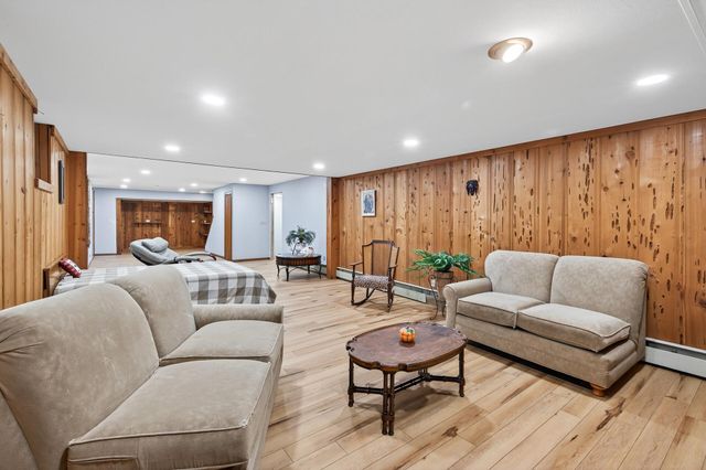 7610 Alden Way NE, Fridley, MN 55432