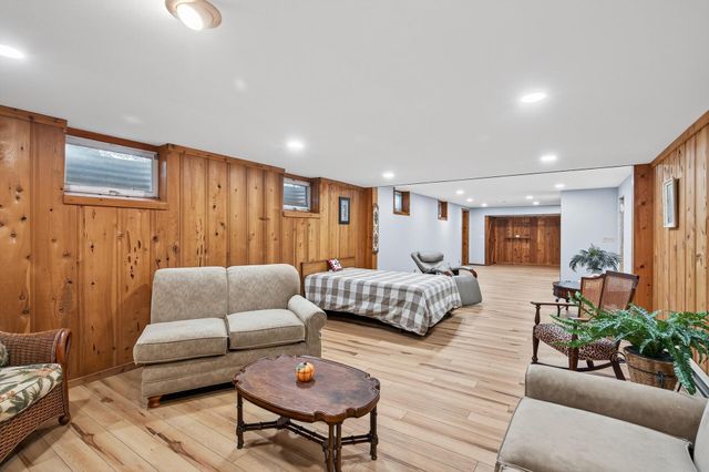 7610 Alden Way NE, Fridley, MN 55432