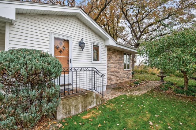 7610 Alden Way NE, Fridley, MN 55432