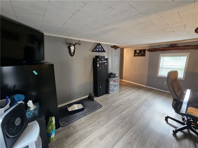 1110 Sunrise Dr, Neshannock Twp, PA 16105