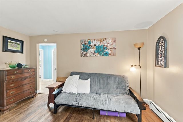 12 Deacon Avenue, Warwick, RI 02886