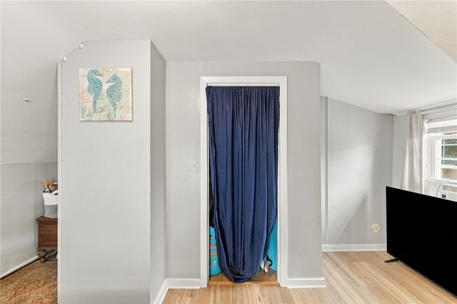 12 Deacon Avenue, Warwick, RI 02886