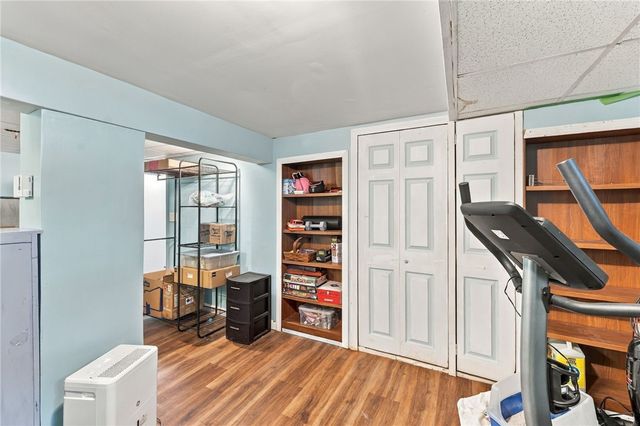 12 Deacon Avenue, Warwick, RI 02886