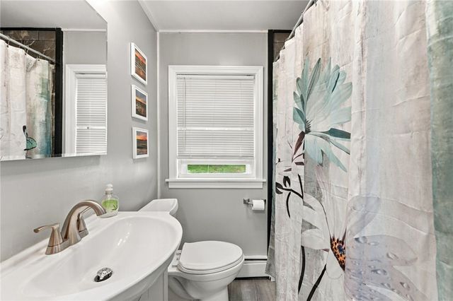 12 Deacon Avenue, Warwick, RI 02886