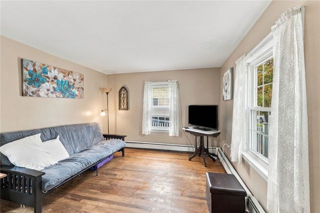 12 Deacon Avenue, Warwick, RI 02886
