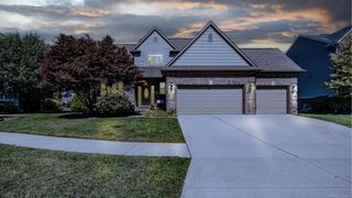 21839 Goldenwillow Drive, Macomb, MI 48044