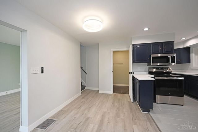 329 Walnut Street, Reading, OH 45215