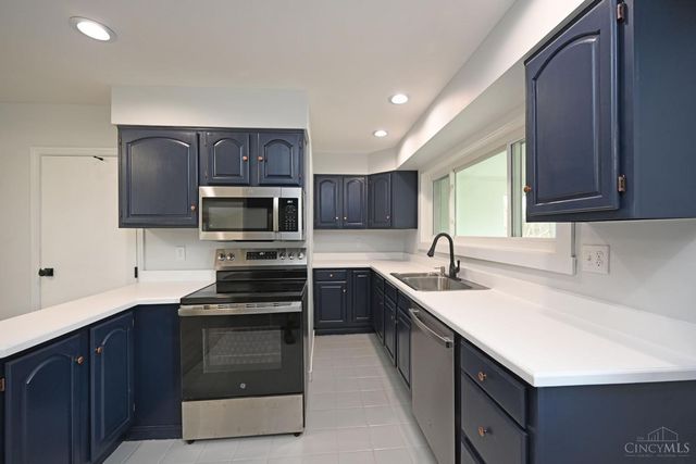 329 Walnut Street, Reading, OH 45215