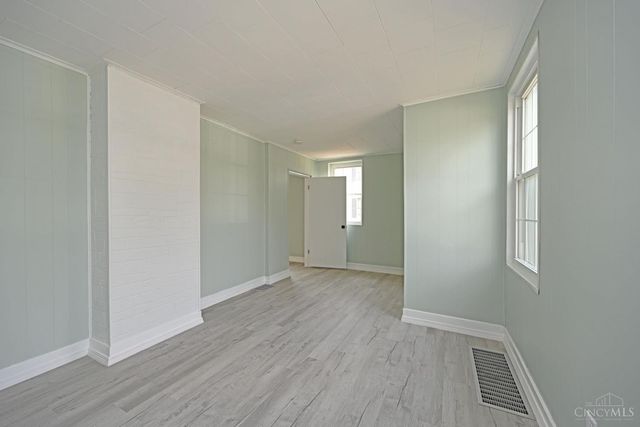 329 Walnut Street, Reading, OH 45215