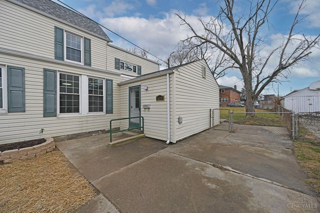 329 Walnut Street, Reading, OH 45215