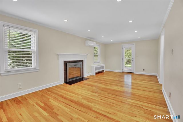 142 North Main Street, West Hartford, CT 06107