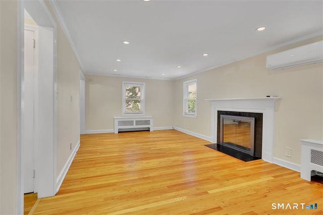 142 North Main Street, West Hartford, CT 06107