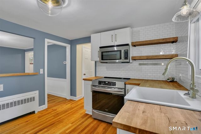 142 North Main Street, West Hartford, CT 06107
