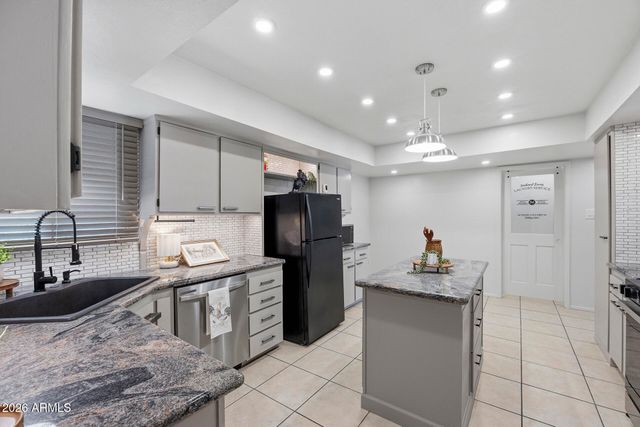 4308 W TIERRA BUENA Lane, Glendale, AZ 85306