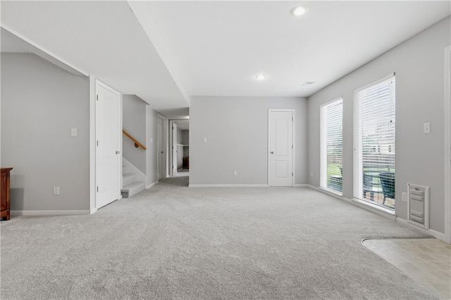 21117 E 50th Terrace Drive S, Blue Springs, MO 64015