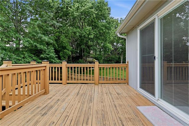21117 E 50th Terrace Drive S, Blue Springs, MO 64015
