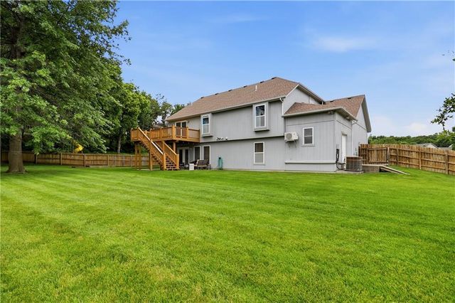21117 E 50th Terrace Drive S, Blue Springs, MO 64015