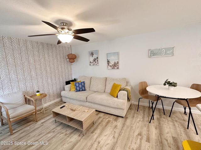 7605 Ridgewood Avenue 14, Cape Canaveral, FL 32920