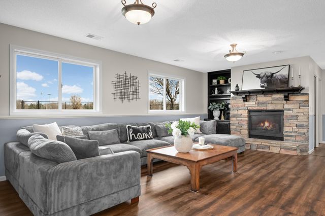 15556 Danbury Avenue W, Rosemount, MN 55068