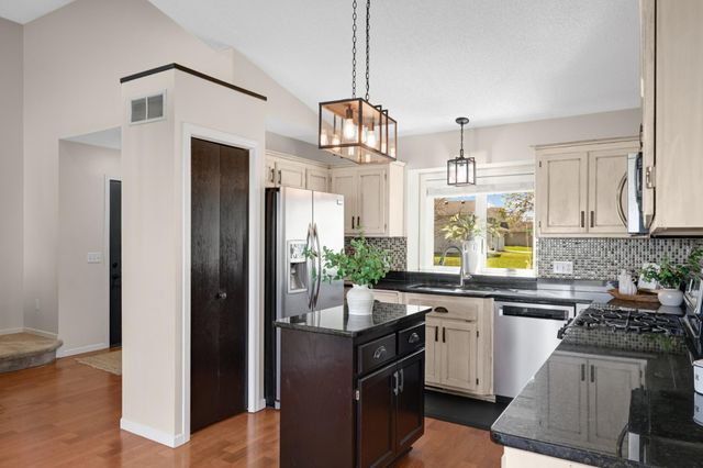 15556 Danbury Avenue W, Rosemount, MN 55068