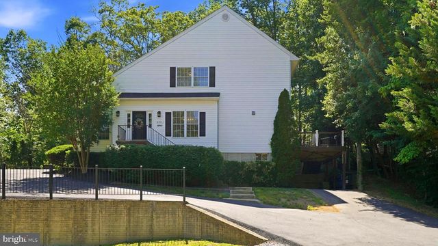 2311 HARPOON DR, Stafford, VA 22554
