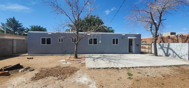 11509 Angelina Place NE, Albuquerque, NM 87123