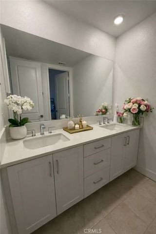 426 Treble, Irvine, CA 92618