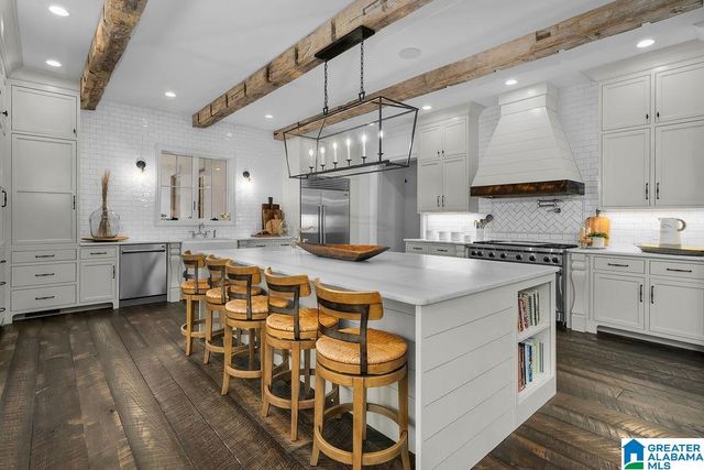 2406 OAK RIDGE DRIVE, Jasper, AL 35504